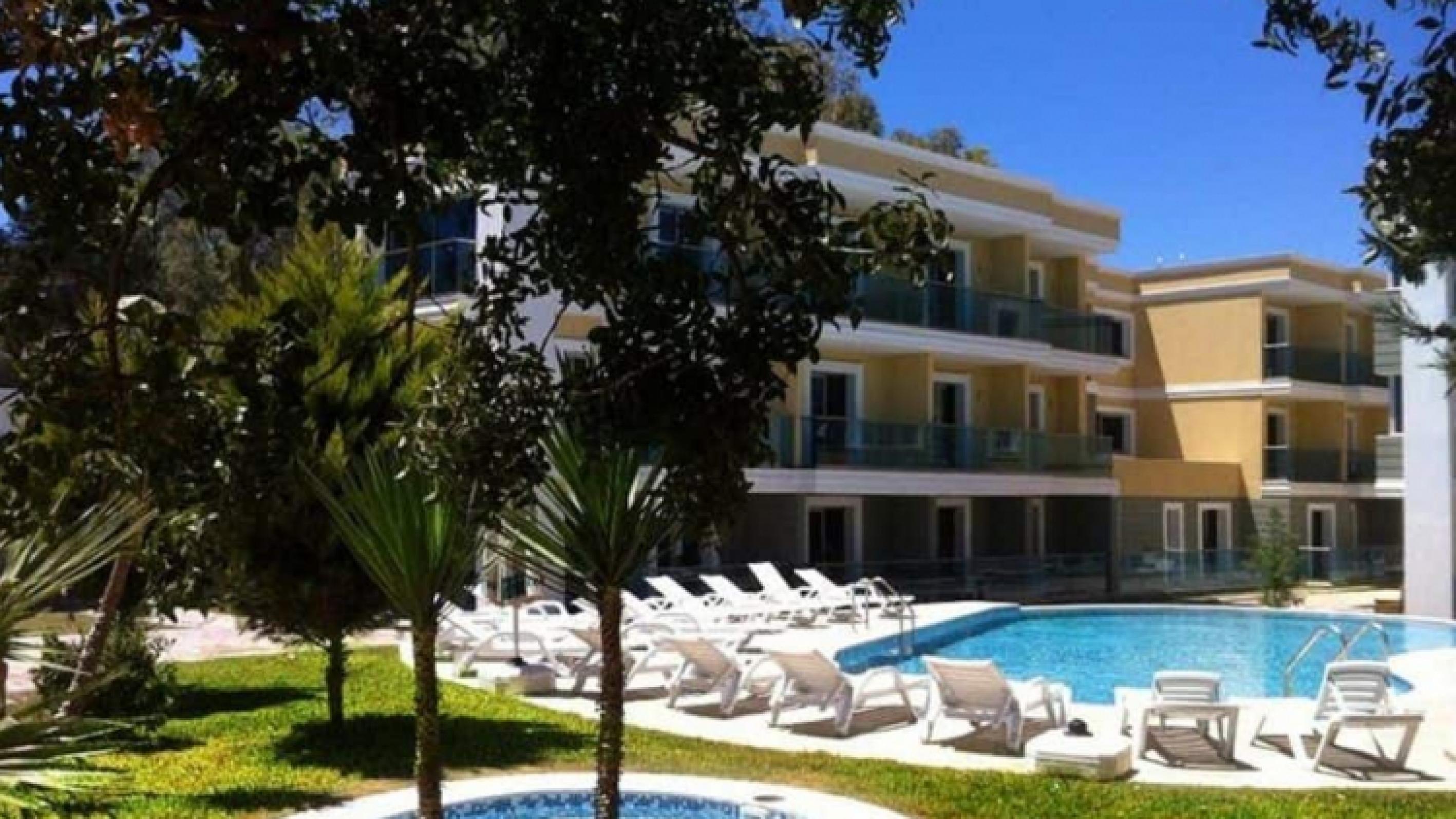 LADONIA HOTELS BREEZE BEACH — Loyal Travel